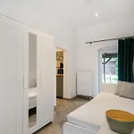 'zum Taenzelnden Pony' Guest house