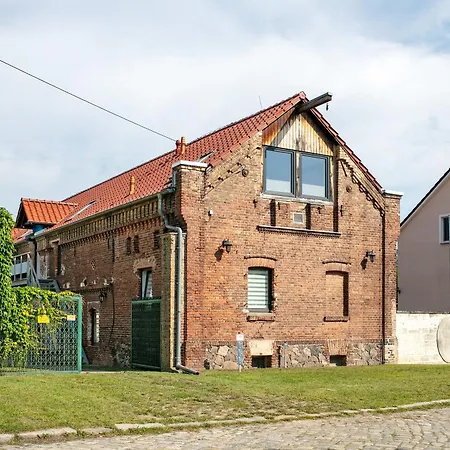 'zum Taenzelnden Pony' بيت ضيافة لودفيغسفيلده