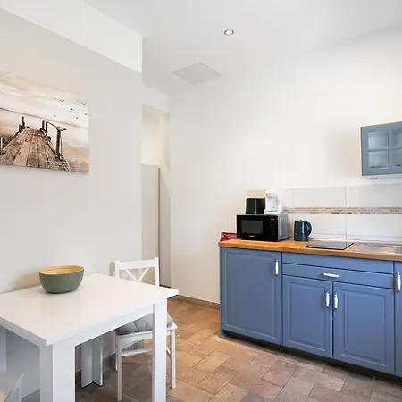 'zum Taenzelnden Pony' لودفيغسفيلده