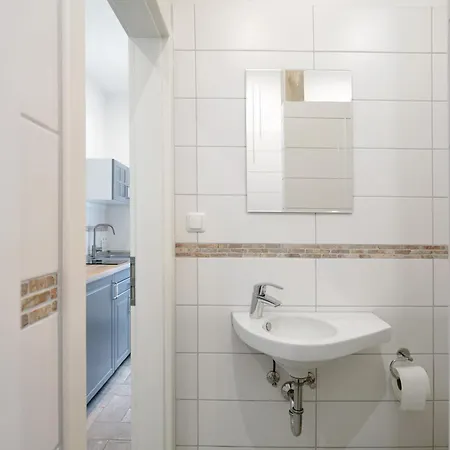 'zum Taenzelnden Pony' 3* لودفيغسفيلده