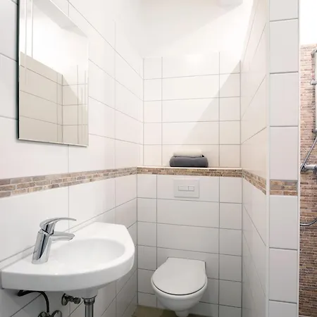 'zum Taenzelnden Pony' بيت ضيافة لودفيغسفيلده