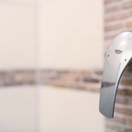 'zum Taenzelnden Pony'