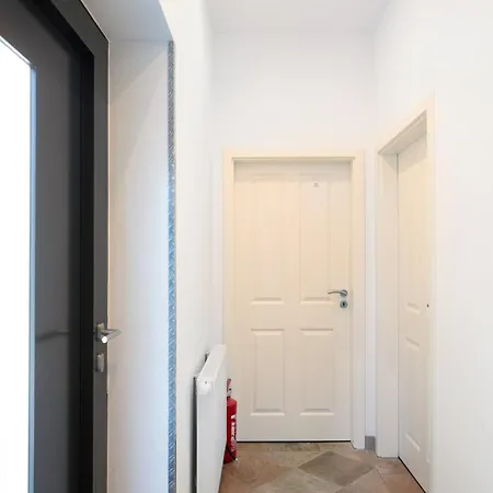 'zum Taenzelnden Pony' Guest house Lowenbruch