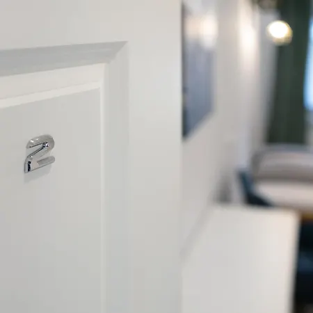 'zum Taenzelnden Pony' 3*