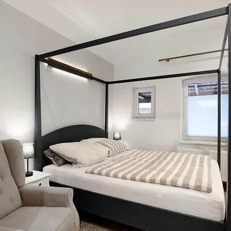 بيت ضيافة 'zum Taenzelnden Pony' لودفيغسفيلده