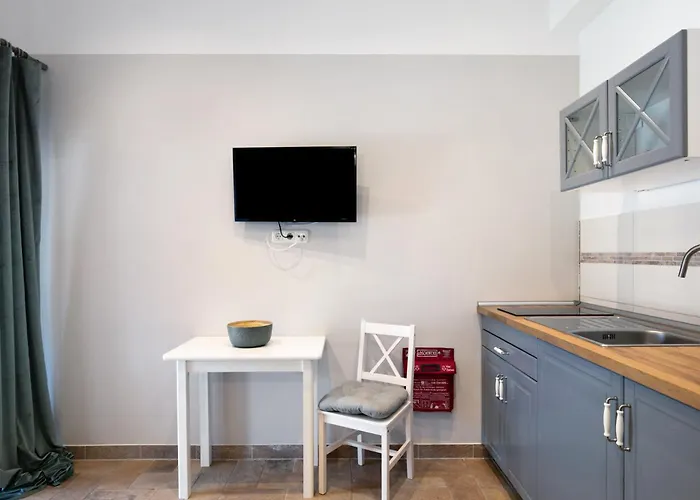 'zum Taenzelnden Pony'