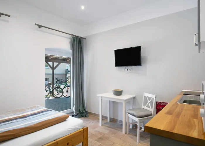 'zum Taenzelnden Pony' 3* Ludwigsfelde