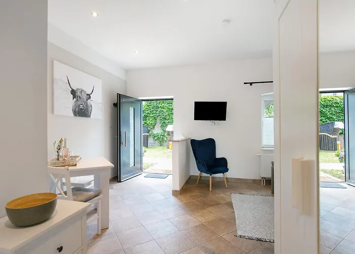 'zum Taenzelnden Pony' Ludwigsfelde